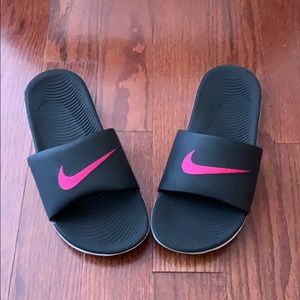 Nike Kawa Signature Slides